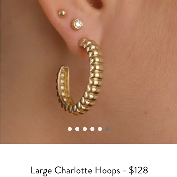 (SOLD) Mejuri Large Charlotte Hoops - NWT - Picture 4 of 6